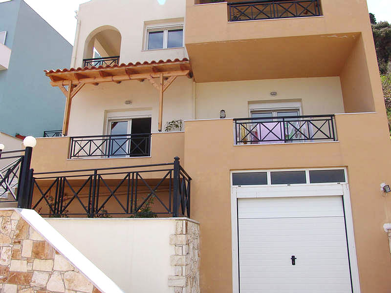 Rogdia villa for sale - photo of the house - outside view