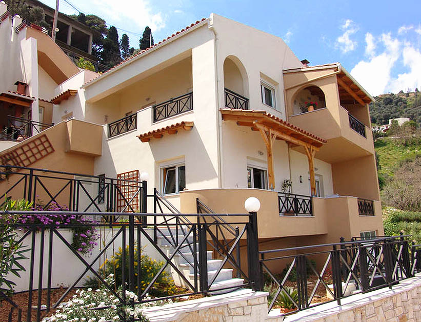 Rogdia villa for sale - photo of the house - outside view